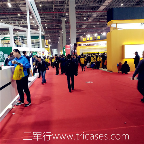 图为第三十一届国际五金博览会盛况